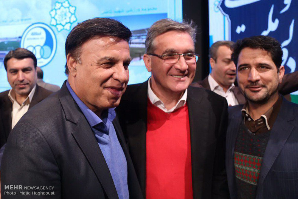 گزارش تصویری: واگذاری مجموعه های ورزشی به دو باشگاه استقلال و پرسپولیس